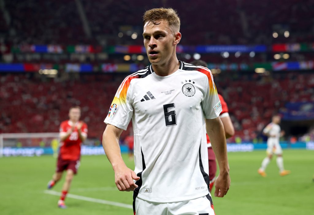 Joshua Kimmich pela Alemanha na Eurocopa. (Photo by Alexander Hassenstein/Getty Images)